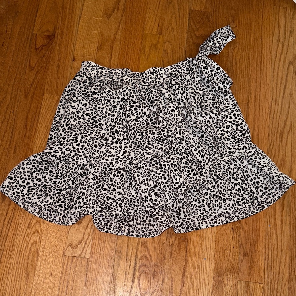 Versona Black and White Animal Print Mini Skirt